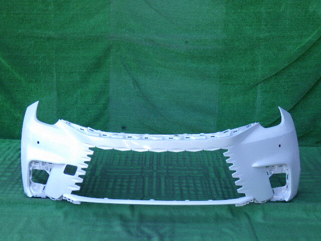MAYH10 MAYH15 レクサス LBX 純正フロントバンパー 白 パール 52119-52F10拍卖