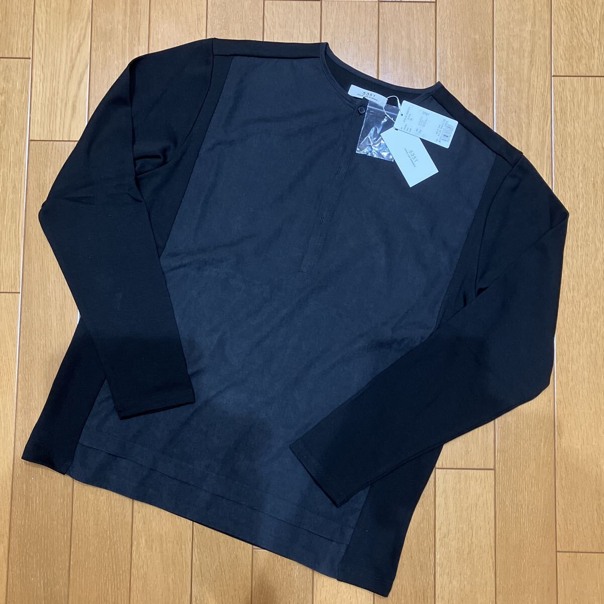 ★5351プールオム フィブリル ヘンリーネック長袖Tシャツ サイズ44/ブラック ※新品未使用 ※送料無料拍卖