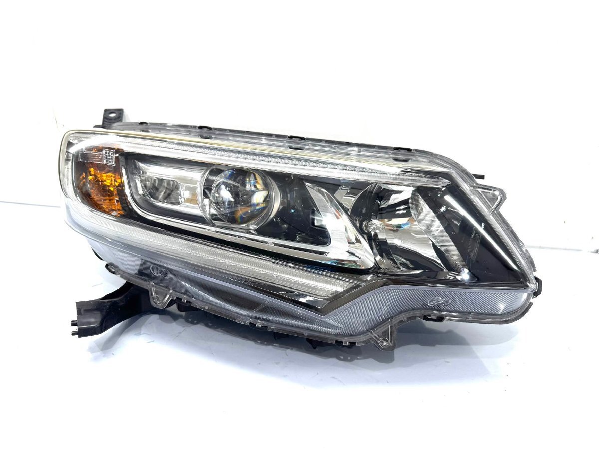 ★良品★ ホンダ フリード GB5 純正 右 LED ヘッドライト STANLEY W2172 刻印J5 (Z31-39)拍卖