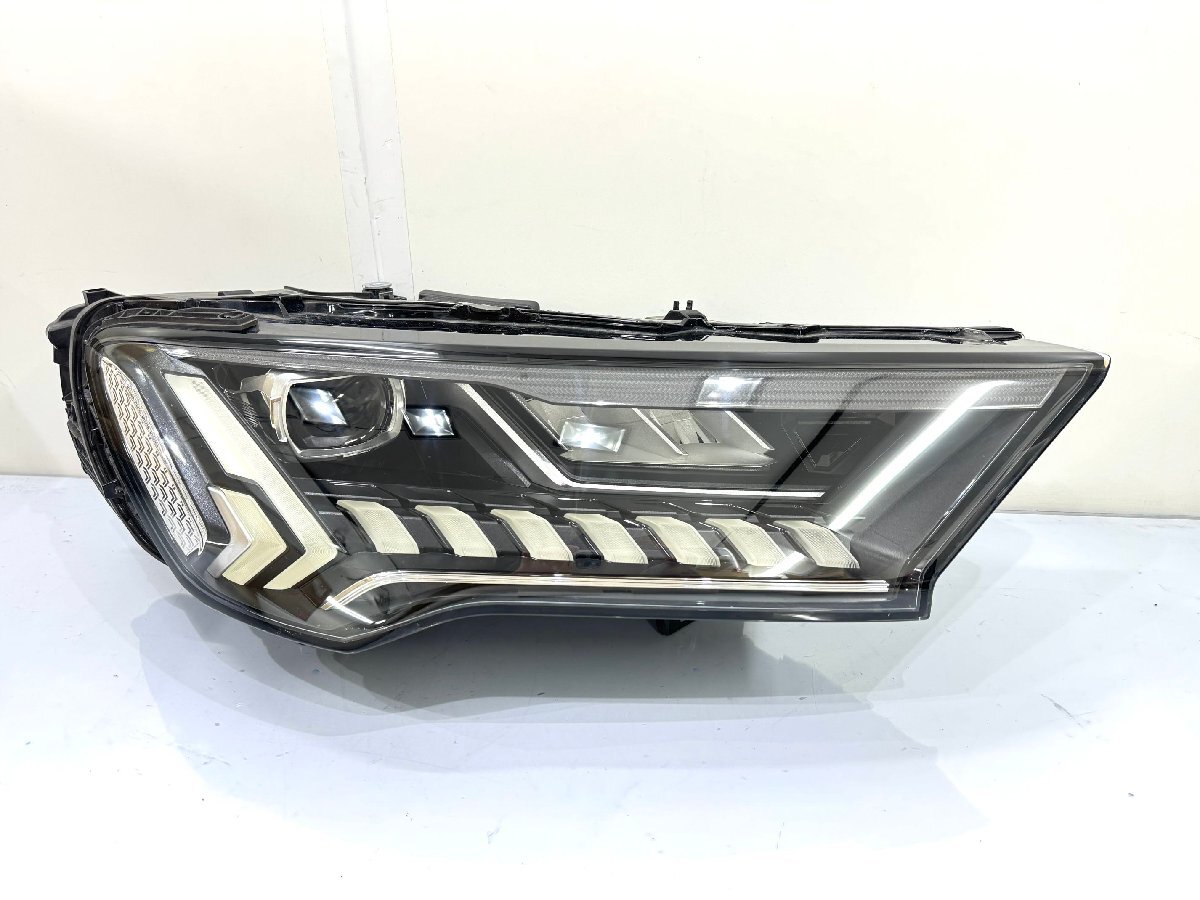 【美品・破損無】アウディQ7 4MDCBS マトリクス 純正LEDヘッドライト 右 4M0941040A (Z31-77)拍卖