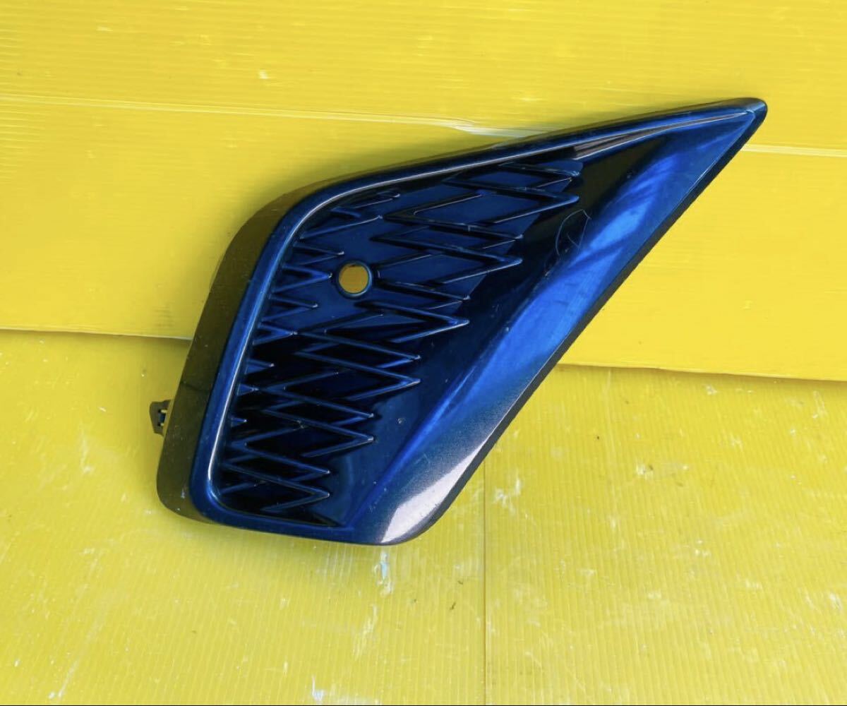 (43596) レクサス NX300H 右フロントバンパーカバー 53141-78030 送料は1380円(北海道/沖縄県はお問い合わせください)拍卖