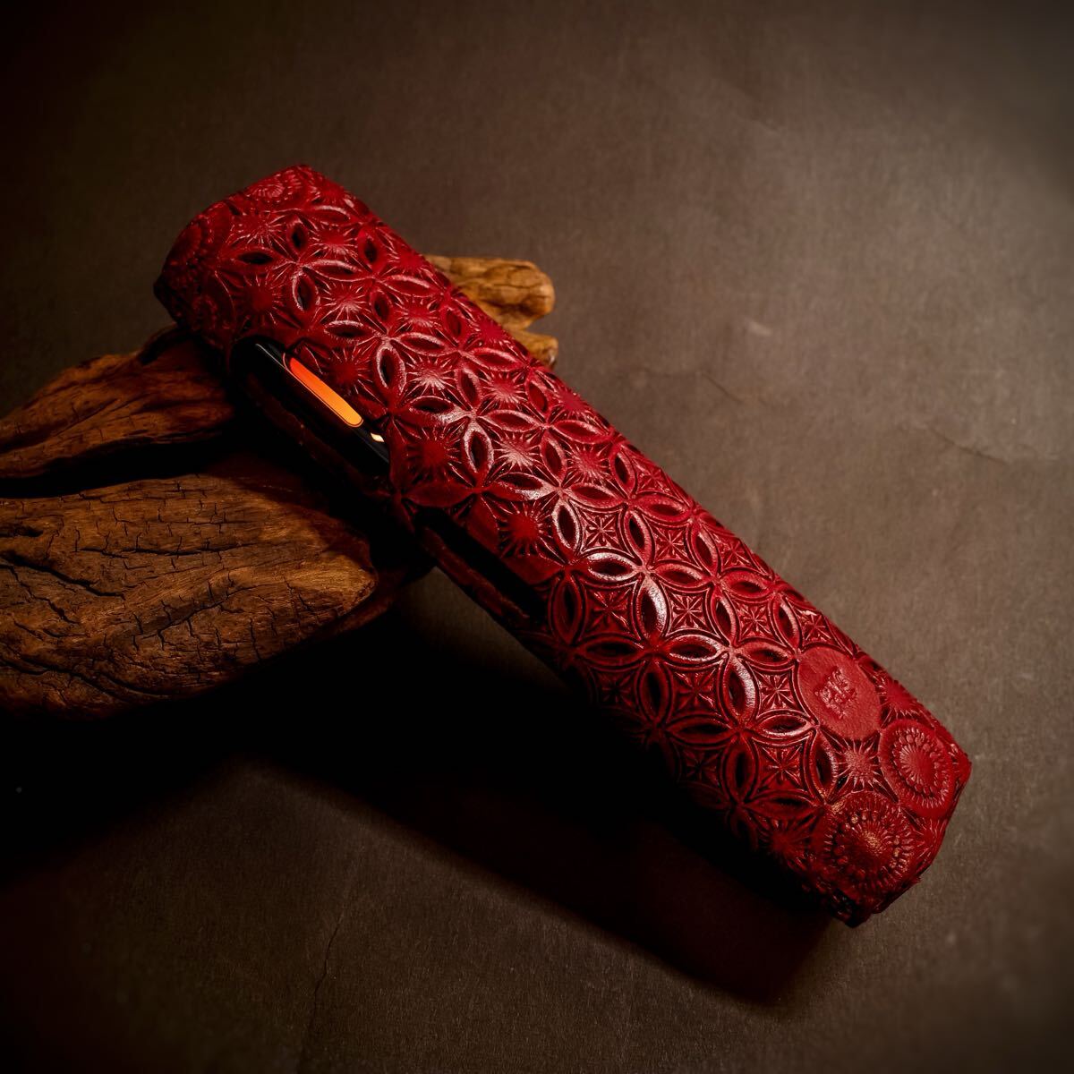 【glo Hilo】グローヒーロ レザーカバー 〝Box Mix〟臙脂拍卖