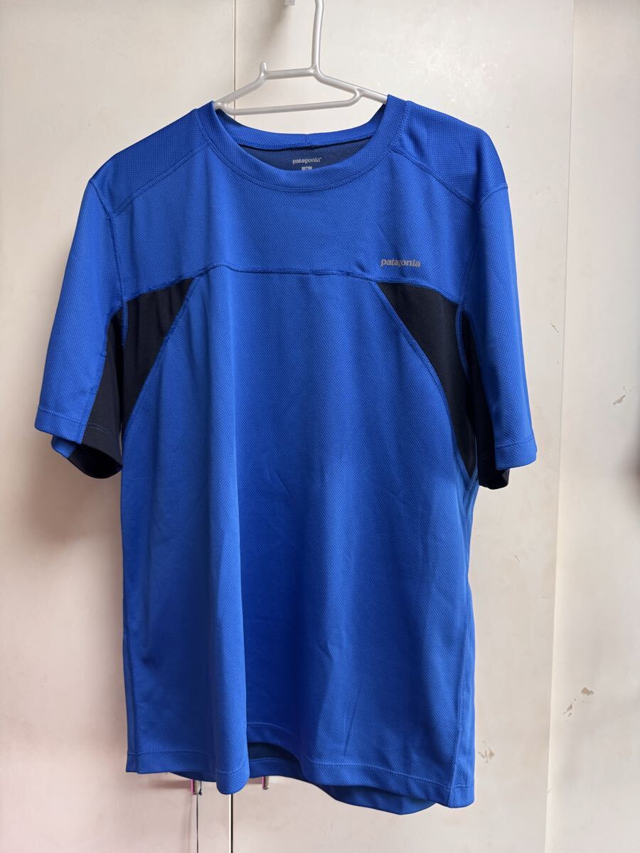 送料格安スピード発送!美品★Patagoniaパタゴニア吸汗速乾TシャツBL★Mサイズジョギングハイキング登山トレランマラソン拍卖