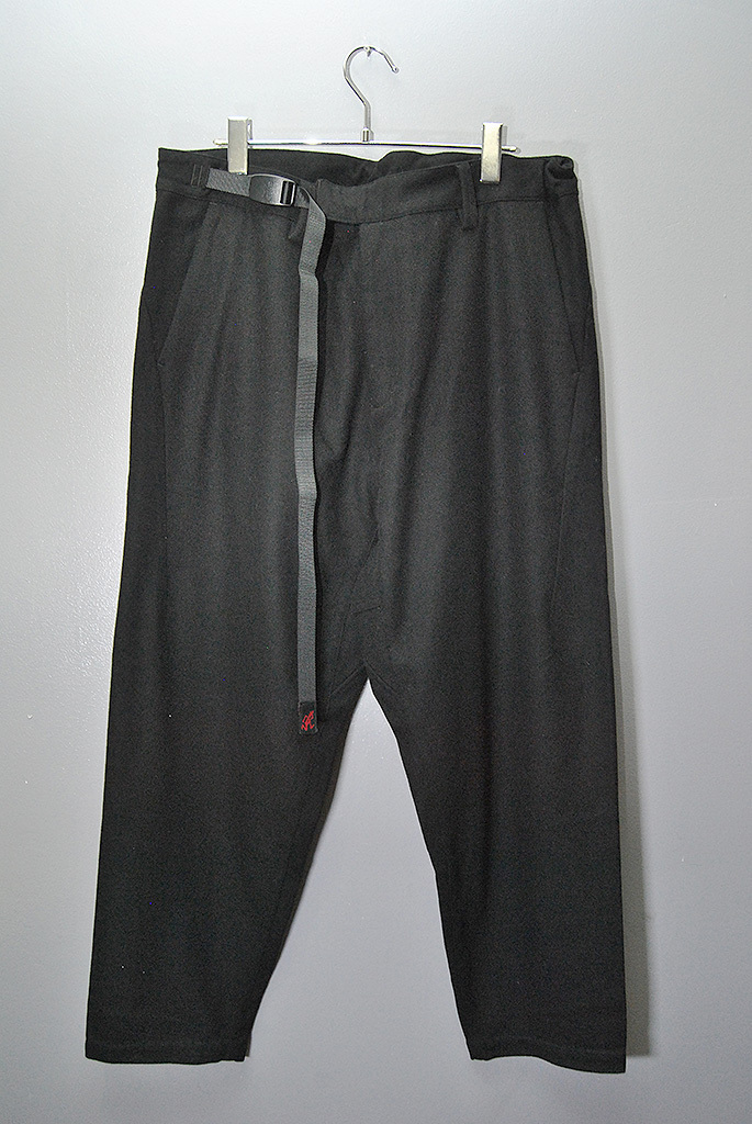 WHITE MOUNTAINEERING × GRAMICCI WOOL DARTED PANTS ホワイトマウンテニアリング グラミチ ウール パンツ ブラック 4拍卖
