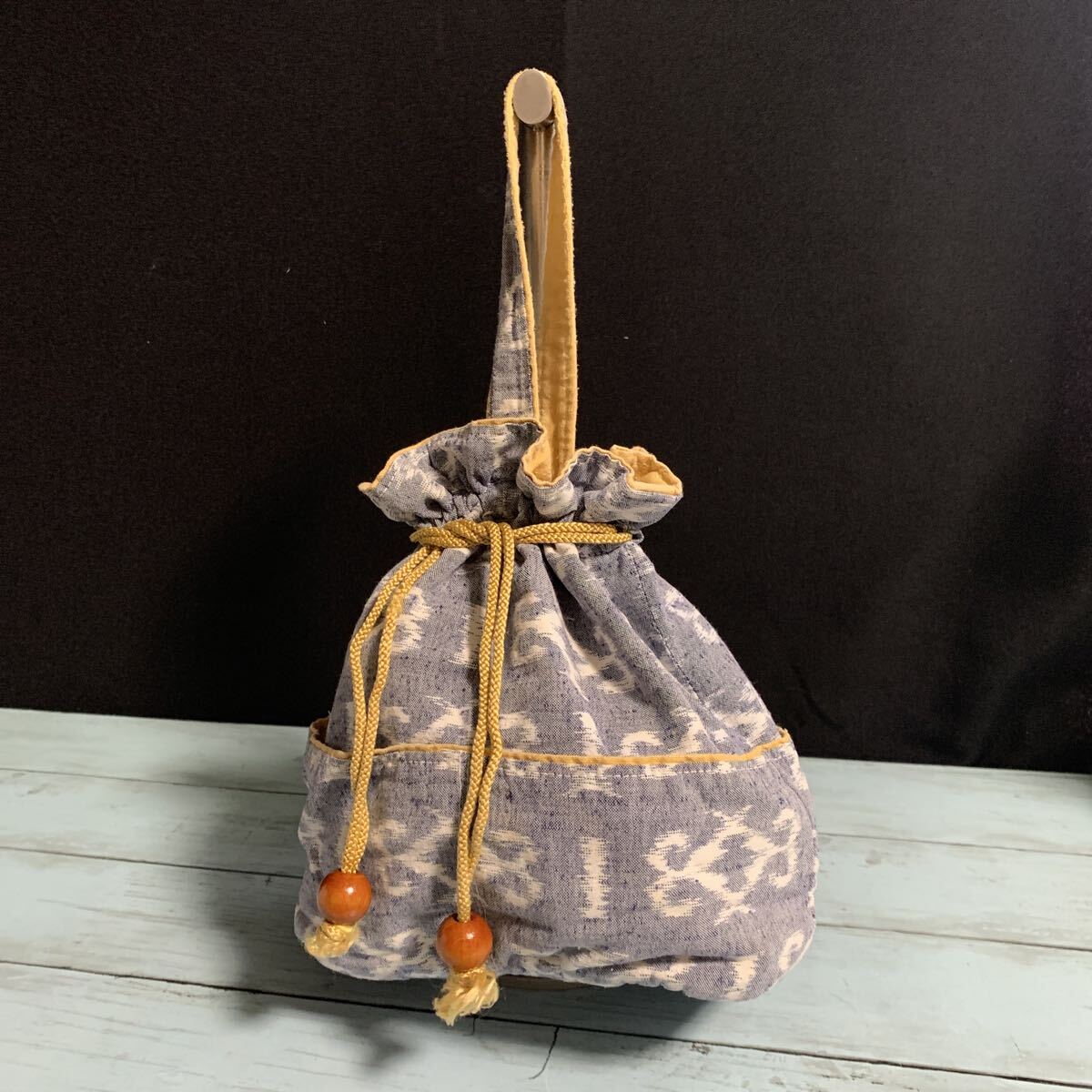 バッグ 巾着 巾着袋 生地 リメイク 素材 ハンドメイド 古布 型染め 絣 手作り パッチワーク かすり (A-3130)拍卖