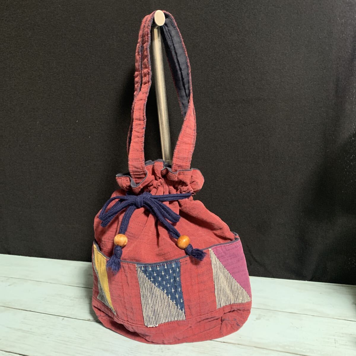 ハンドバック バッグ ポーチ 巾着 藍染 生地 リメイク素材 ハンドメイド 型染め 絣 リメイク パッチワーク カスリ 絣 (A-3132)拍卖