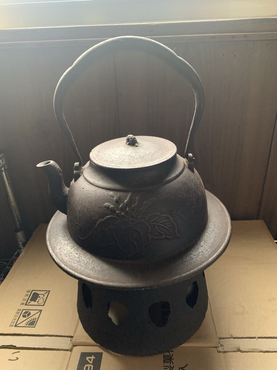 鉄瓶 茶道具 羽付 羽釜 やかん 湯沸 煎茶道具 古民具 レトロ アンティーク 五徳 茶釜 拍卖