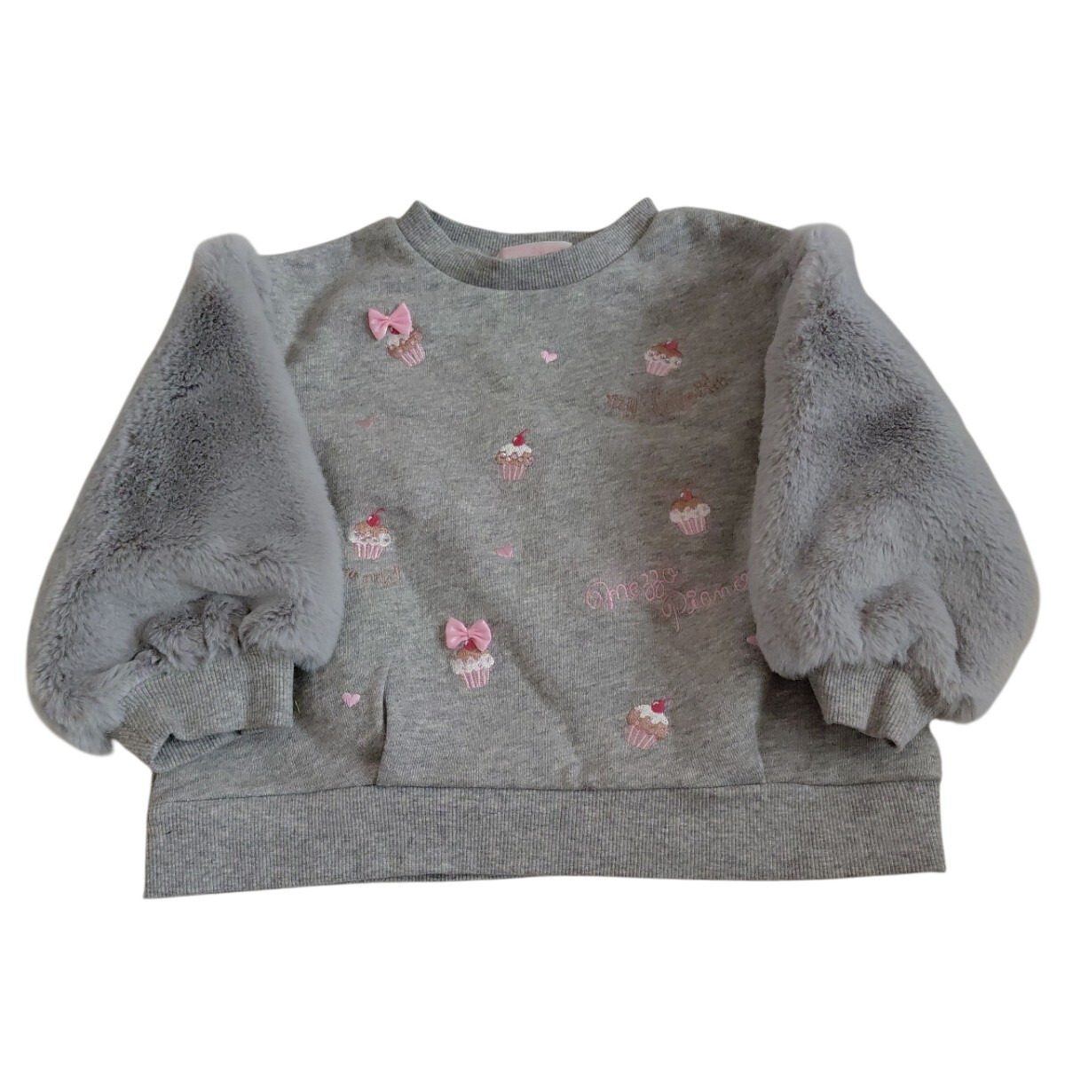 ☆タグ付き☆メゾピアノの袖ファーのトレーナー(90cm)拍卖