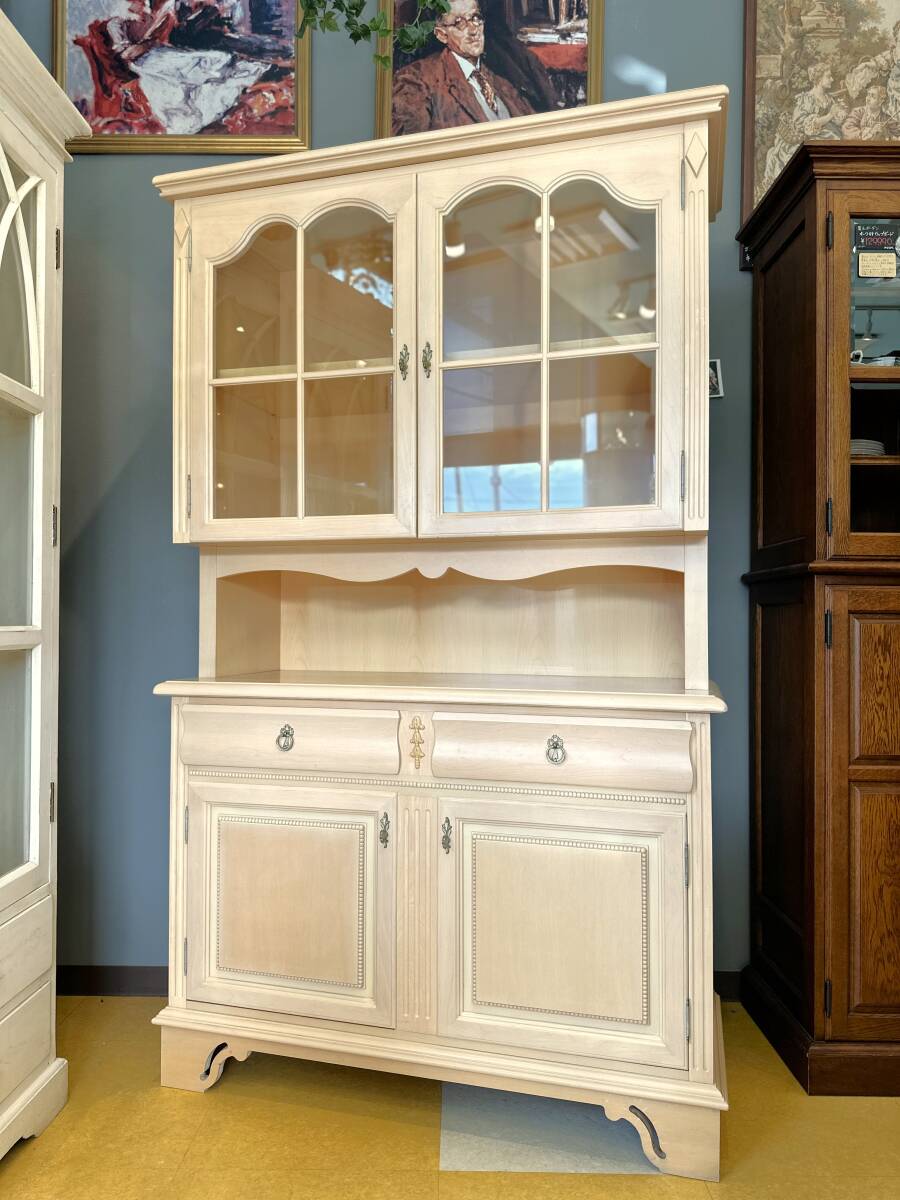 5I22 LYNN HOLLYN リンホーリン エレガントカップボード リビングボード コレクションケース 食器棚拍卖