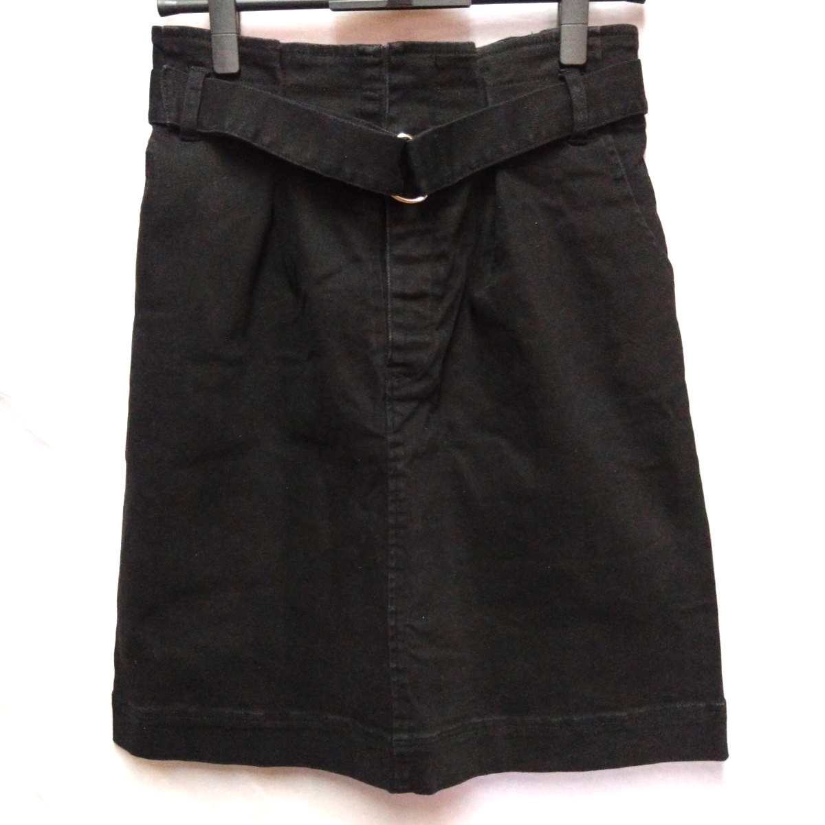 earth music&ecology ベルト付 スカート 膝丈 ブラック系 フロントホック サイズF アース ミュージック&エコロジー 即決拍卖