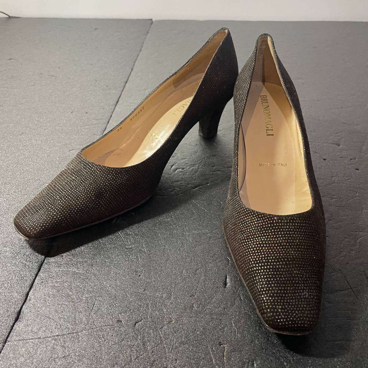 BRUNOMAGLI ヒール パンプス サイズ36 23cm イタリア製拍卖