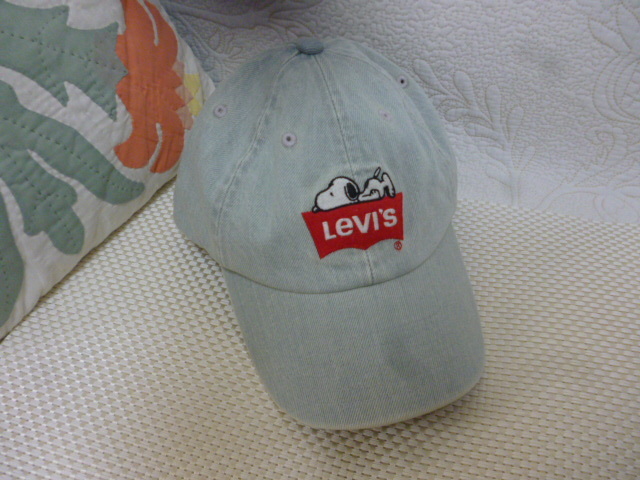 保管品☆未使用 Levi’s☆リーバイス×スヌーピー 帽子 デニム PEANUTS CONE DENIM拍卖