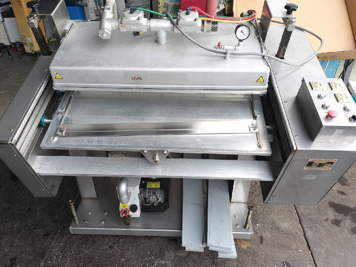 ■日本真空システム 連続真空包装機 KZ-110 3相200V 精肉 ハム 工場 ラッピング 梱包 包装 真空パック【E0712M5BH】拍卖