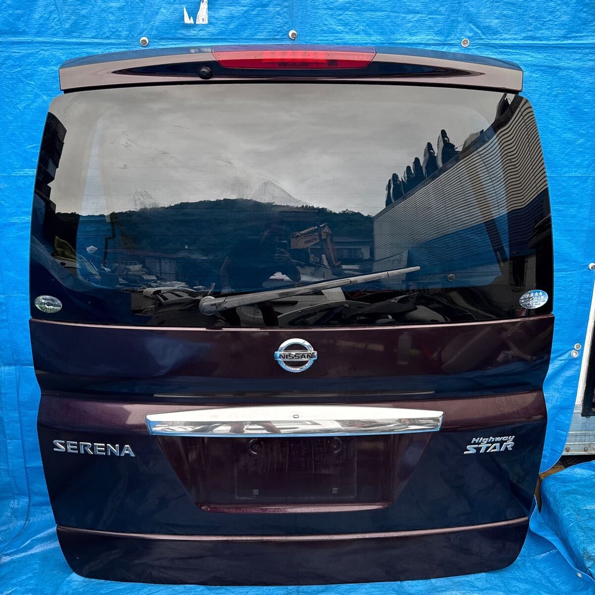 ◆ニッサン セレナ ハイウェイスター《C25 CC25 NC25 CNC25 》純正 リアゲート バックドア スポイラー付き L42 K010M-CY0MA 全点灯OK◆拍卖