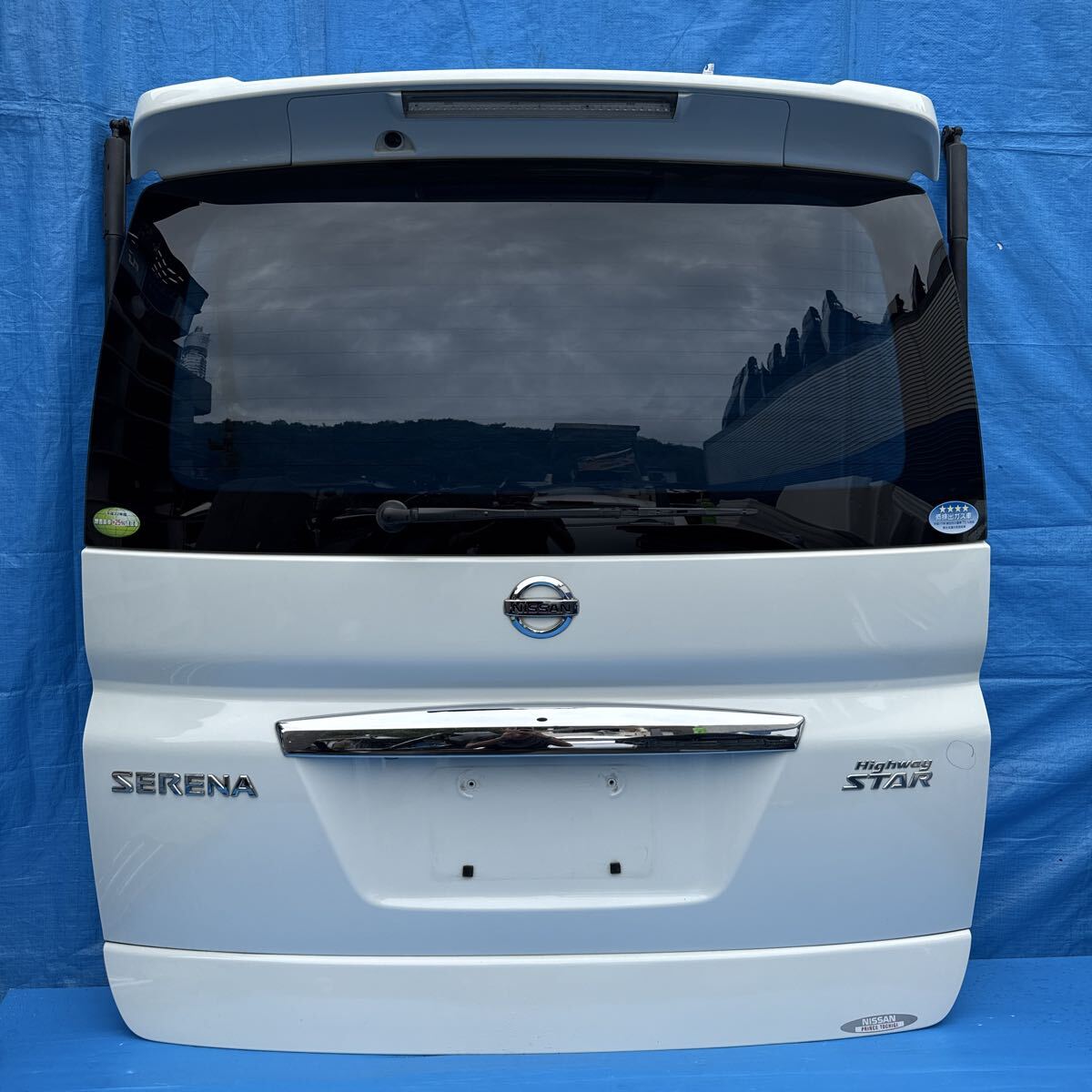 ◆ニッサン セレナ ハイウェイスター《C25 CC25 NC25 CNC25》純正 リアゲート バックドア ハッチバック スポイラー付き QX1 K010M-CY0MA◆拍卖