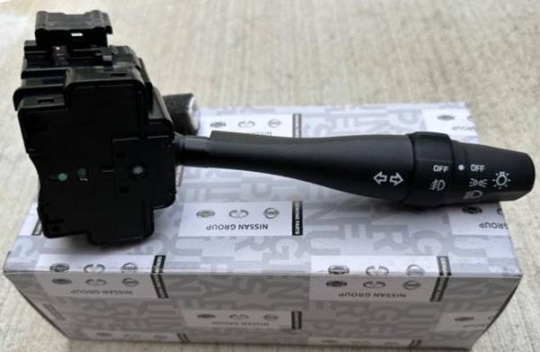 新品 純正品 NISSAN 日産 ターンシグナルスイッチ サニー B15 セレナ C24 ブルーバード シルフィ G10 シルビア S15拍卖