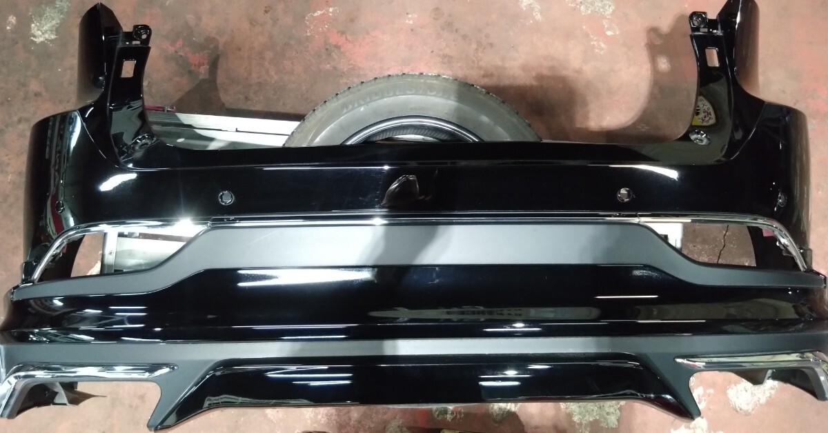 中古 トヨタ ハリアー モデリスタ付きリヤパンパー MXUA80 R4年7月 割れなし カラー202拍卖