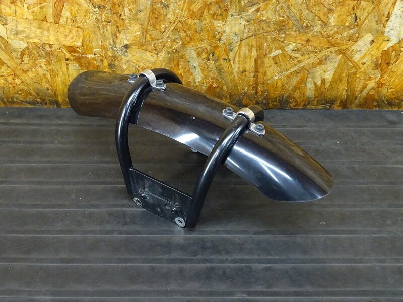 【250903】FTR223(MC34-1010)◇ 社外フロントフェンダー FRP スタビライザー スタビ ペイトンプレイス?? 傷有 ※検:SR400/SR500拍卖