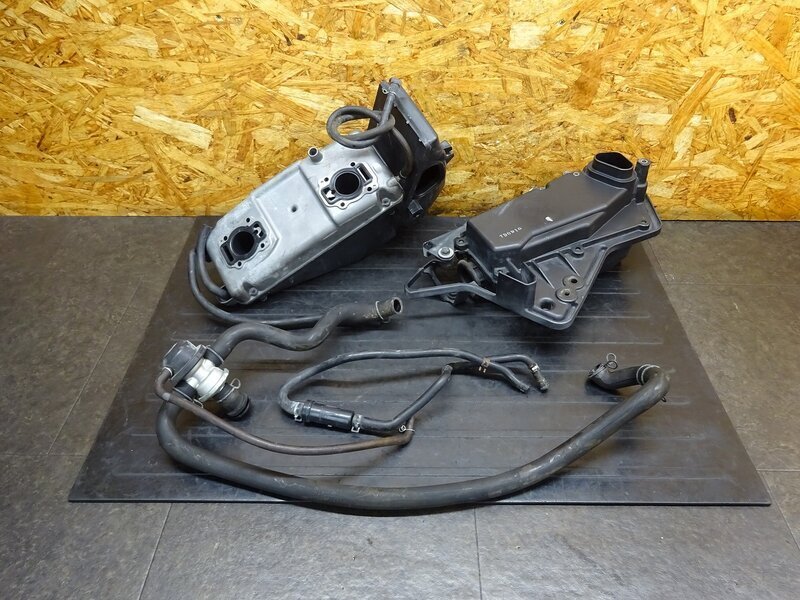 【250912】エリミネーター250V(VN250A-033)◆ エアクリーナーボックス エアクリボックス エアクリ拍卖