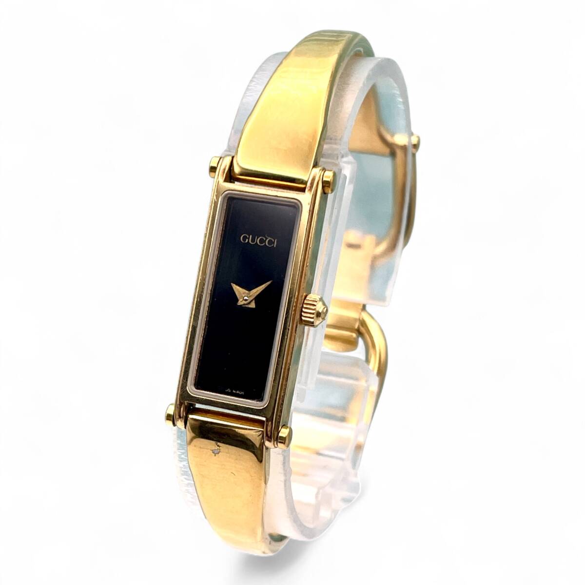 稼働 ■ GUCCI グッチ 1500 レディース ゴールド バングル 黒文字盤 ヴィンテージ 4918-44-08拍卖