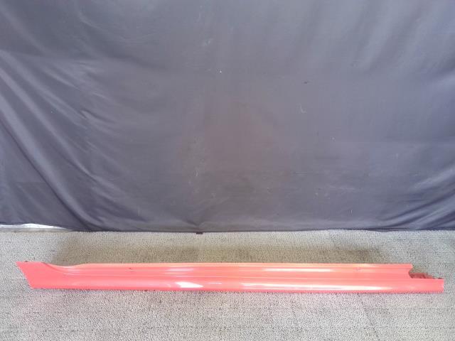 ヤリス 5BA-MXPA10 右 サイド ステップ スカート G 3U7 75851-K0060-D拍卖