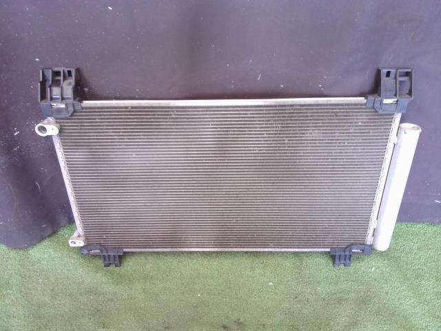 シエンタ DBA-NSP172G エアコン コンデンサー G 車いす仕様タイプI 5人 070 88460-52180拍卖