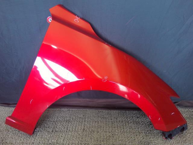 アクセラ DBA-BM5FP フロント右フェンダー 15C 41V B45A-52-111B拍卖