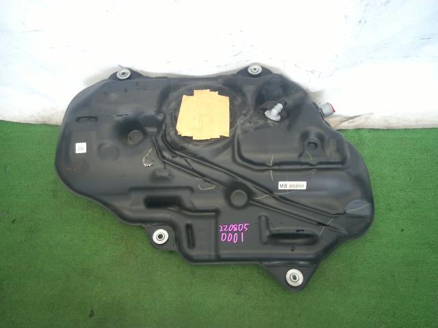 プリウス DAA-ZVW51 フューエルタンク Aツーリングセレクション 3T7 77001-47220拍卖