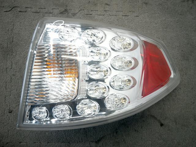 インプレッサ CBA-GH8 右テールランプ S-GTスポーツパッケージ 4WD 02C 220-20024 84912FG000拍卖