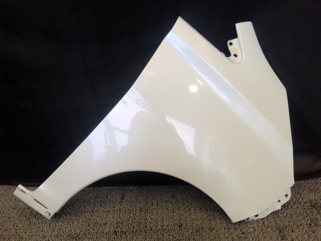 eKカスタム DBA-B11W フロント右フェンダー T W13 5220J262拍卖