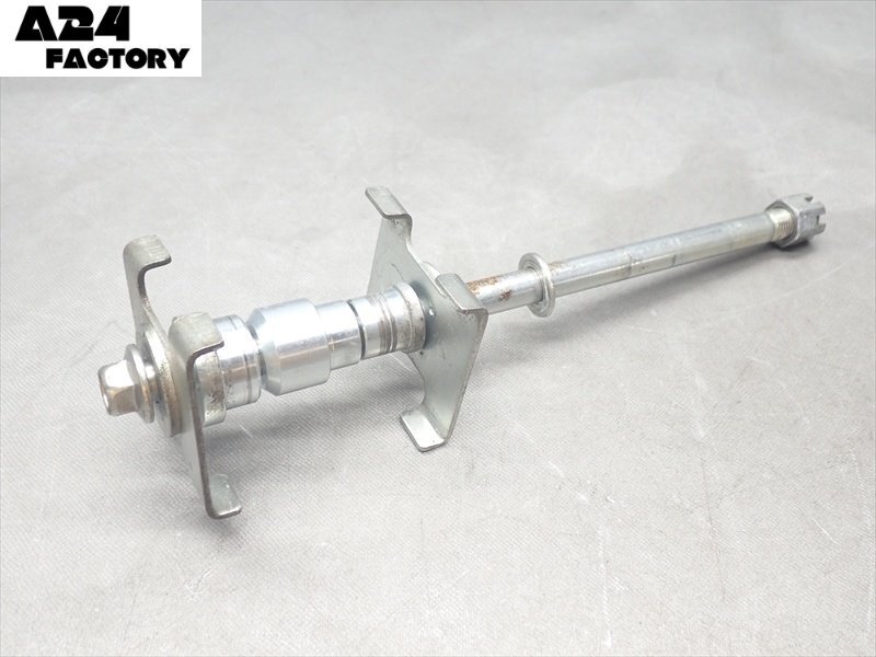 I1R7-0827 カワサキ KSR110 PRO リア アクスルシャフト 純正品 【2014年式 海外モデル 動画有】拍卖