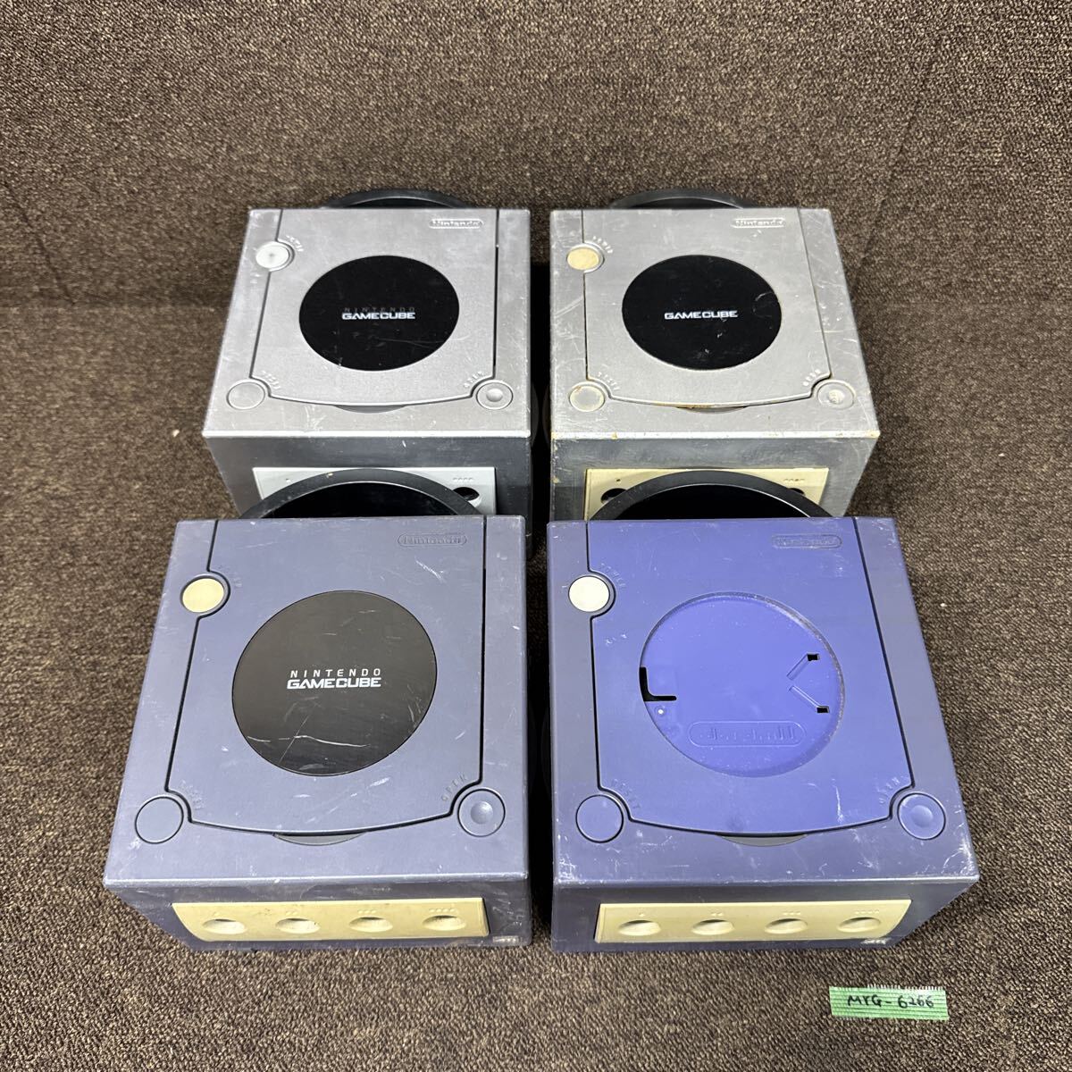 MYG-6266 激安 ゲー厶機 Nintendo GAMECUBE 4点 まとめ売り ゲームキューブ 動作未確認 ジャンク 同梱不可拍卖