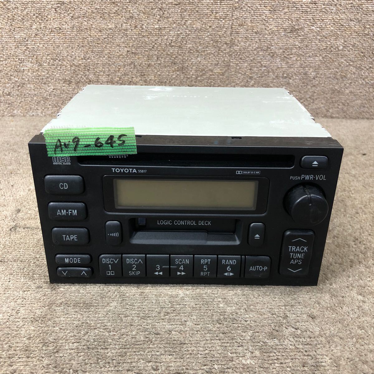 AV9-645 激安 カーステレオ TOYOTA 86120-2B540 CQ-JS6650A 701133 CD カセット FM/AM プレーヤー オーディオ 通電未確認 ジャンク拍卖