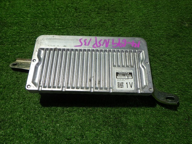 ヴィッツ エンジンコンピューター NSP135 89661-52R00 トヨタ 250830205拍卖