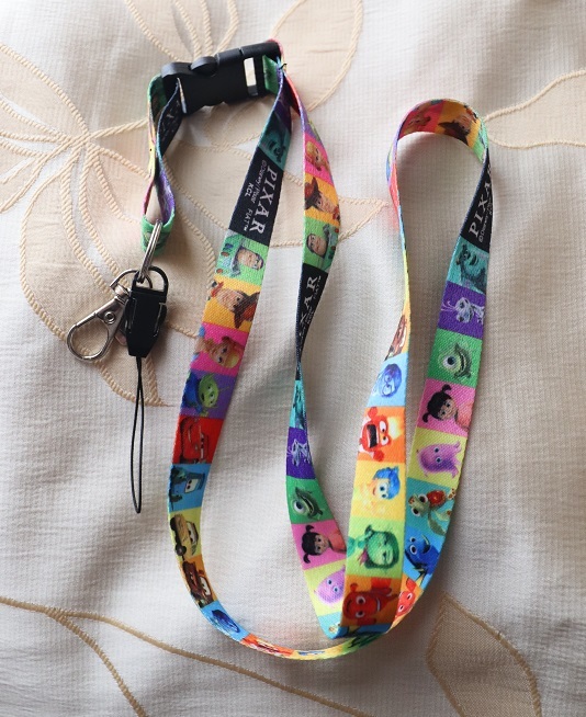 ディズニー ピクサー ネックストラップ 美品 トイストーリー TOY STORY disney pixcer拍卖