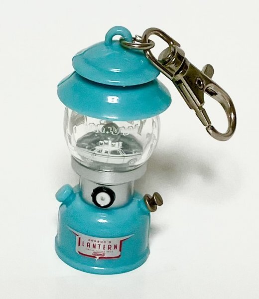 珍しい COLEMAN コールマン ミニチュアランタン ライトブルー キーホルダー付き& クーラーボックス キーチェーン付拍卖
