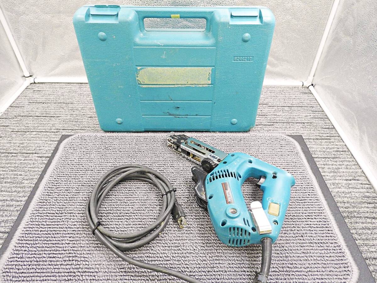 makita マキタ■オートパック スクリュードライバー モデル:6830 ビス打ち機 ケース付き■動作品「管理№KT627」拍卖