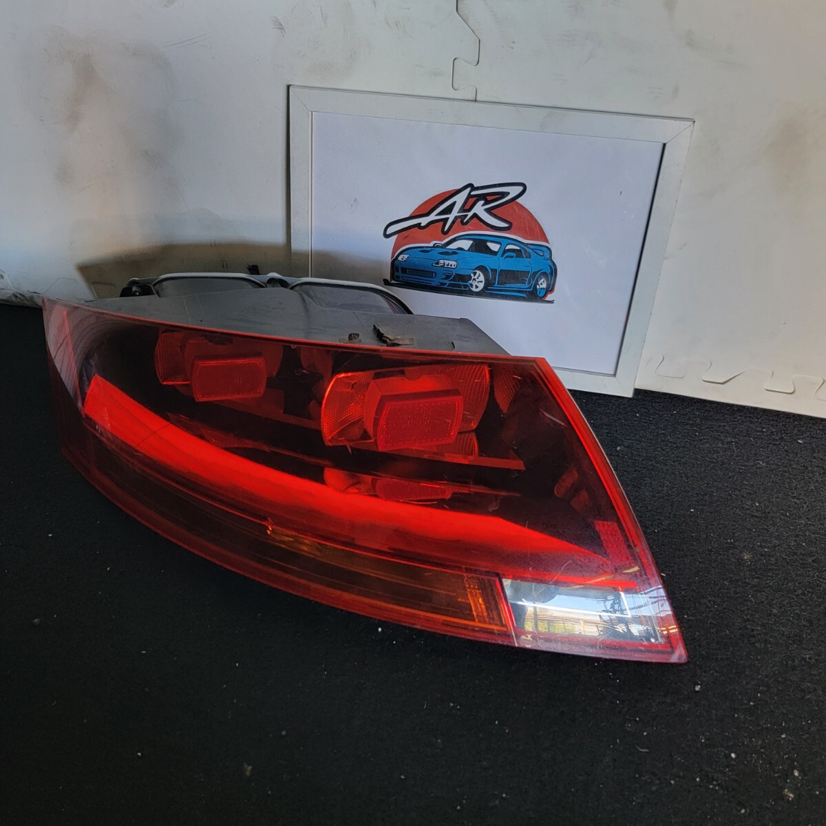 左テールランプ TT アウディ TT 8JCCZF 拍卖