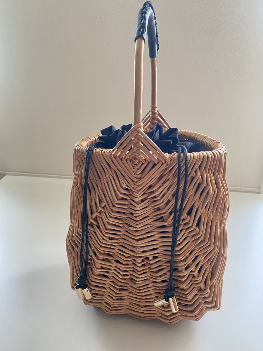 【美品】TSURU by MARIKO OIKAWA かごバッグ拍卖