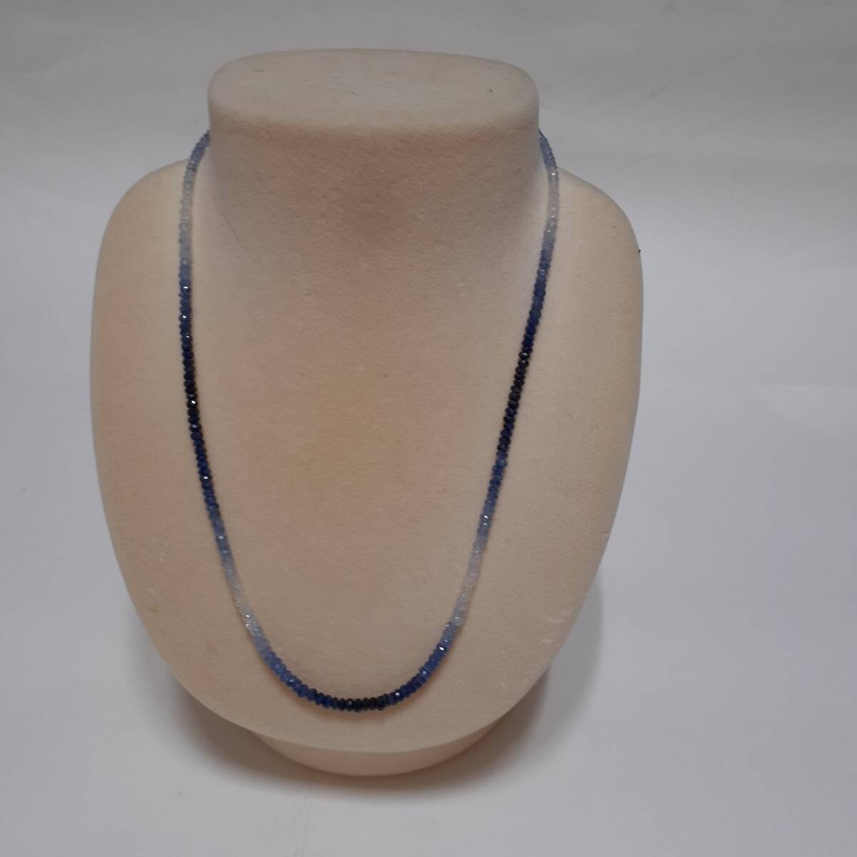 新品 天然サファイア ネックレス K18刻印ゴールド留具 長さ約42cm 3-4mmボタンカット グラデーション拍卖