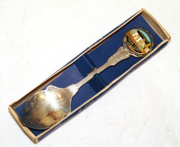 Peninsula Plate BY SWANN & HUDSON (ペニンシュラプレート:スワン&ハドソン) スプーン TUDOR COURT HOBART 955582-303H拍卖