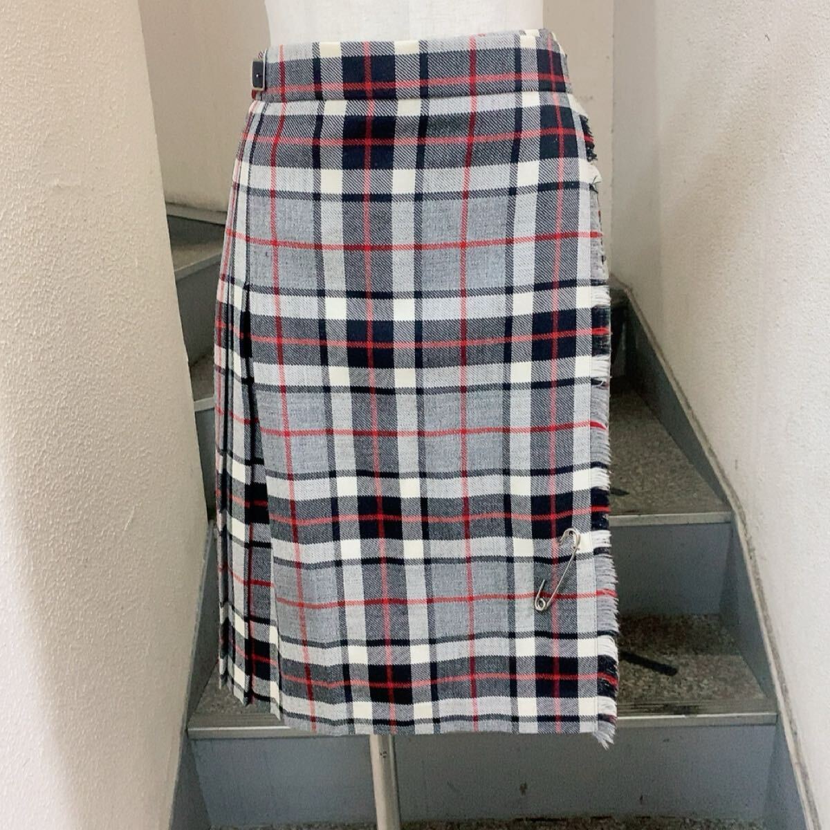 ジェームスプリングルウィーバース 巻きスカート/グレー色/ウール/JAMES PRINGLE WEAVERS/スコットランド製拍卖