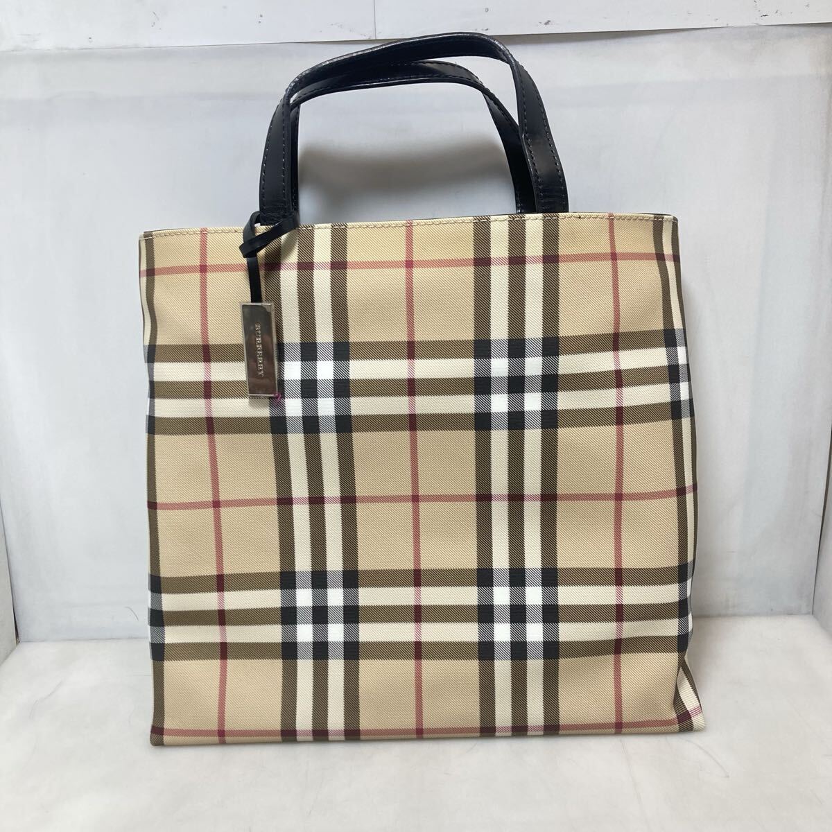 60-76 BURBERRY LONDON トートバッグ ノバチェック ベージュ バーバリー PVC レザー ハンドバッグ拍卖