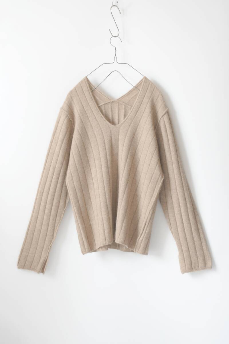 美品 MADEMOISELLLE ROPE:ラクーンリブニット/ウール/Vネック/手洗い可/マドモアゼル ロペ/サイズ38 拍卖
