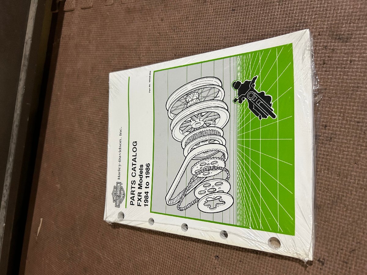 ハーレーダビッドソン 1984 to 1986 FXR モデル パーツカタログ 99439-86A 未使用拍卖