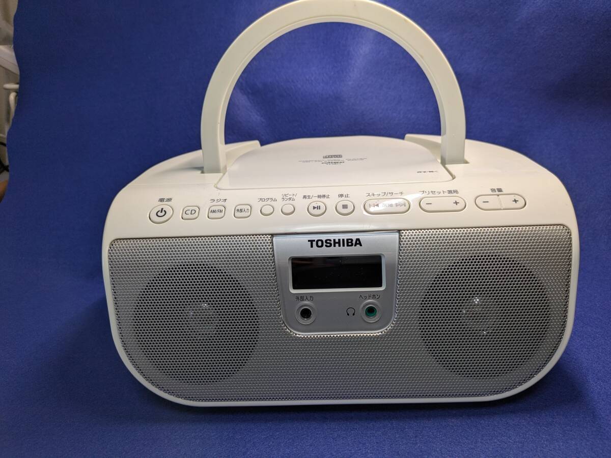 ★TOSHIBA★東芝 おてがる!!CDラジオ TY-CR11(S) ジャンク 拍卖
