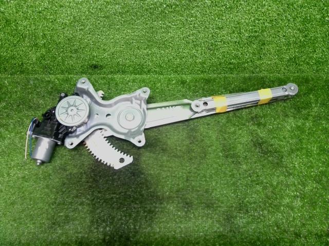 ★キャスト DBA-LA250S 左フロント レギュレーター モーター スタイルG SA2 85720-B2110★拍卖