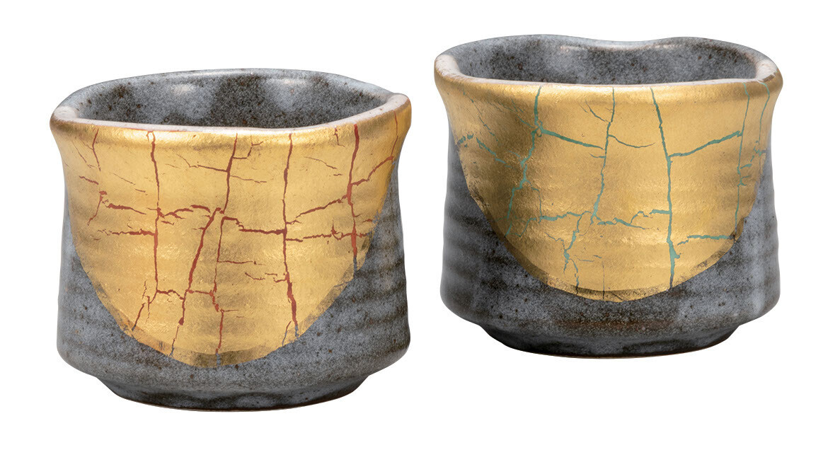 九谷焼! ☆金箔彩・組盃☆ K9-1222 新品 酒盃 サカズキ 杯 盃 お猪口 馬上杯 ギフト拍卖