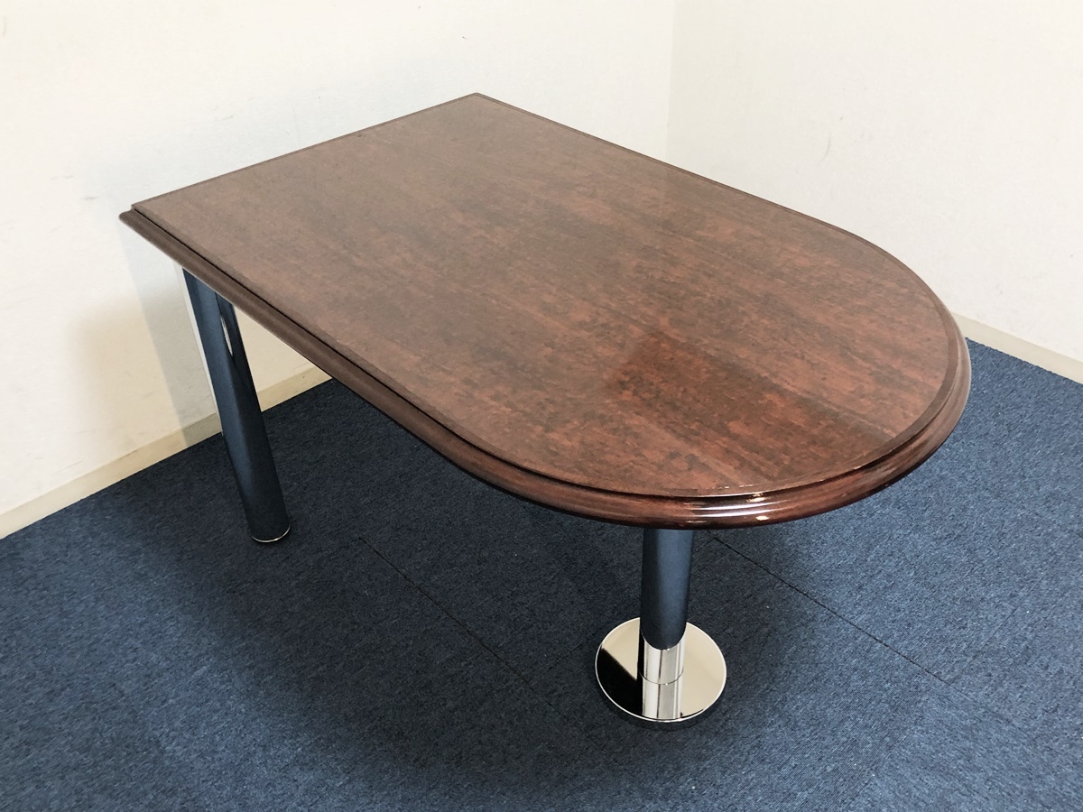 半円テーブル 光沢木目柄ブラウン 高級ダイニングテーブル アンティーク風デザイン 脚部クローム(メッキパイプ)側面アール加工拍卖
