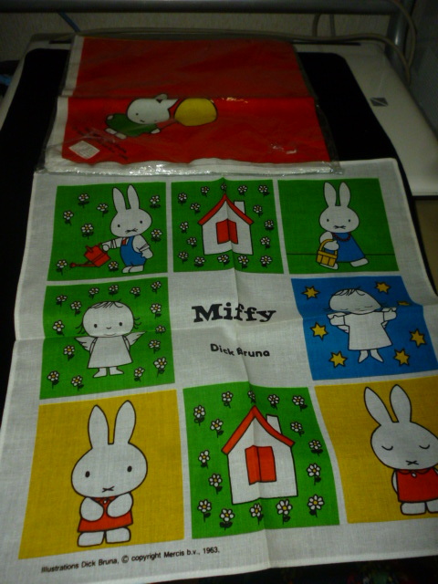 レトロ 未使用 ミッフィー 布製ナフキン ハンカチ 2枚セット拍卖